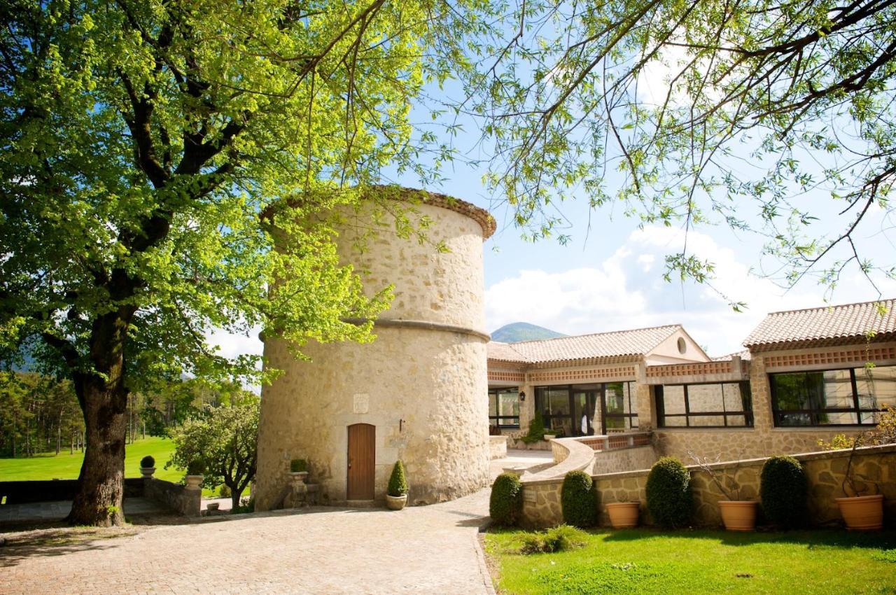 Chateau Et Golf De Taulane La Martre Esterno foto