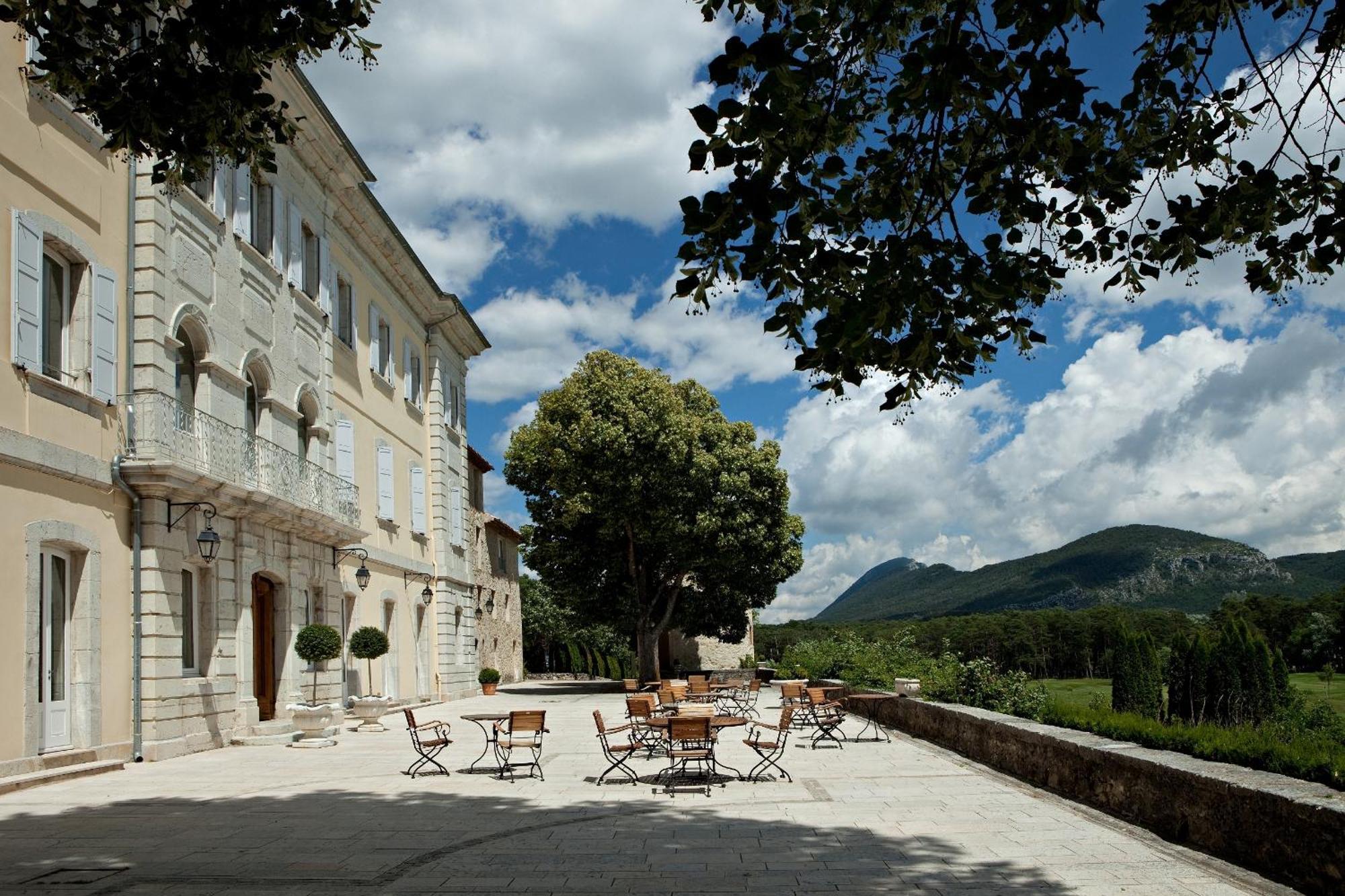 Chateau Et Golf De Taulane La Martre Esterno foto