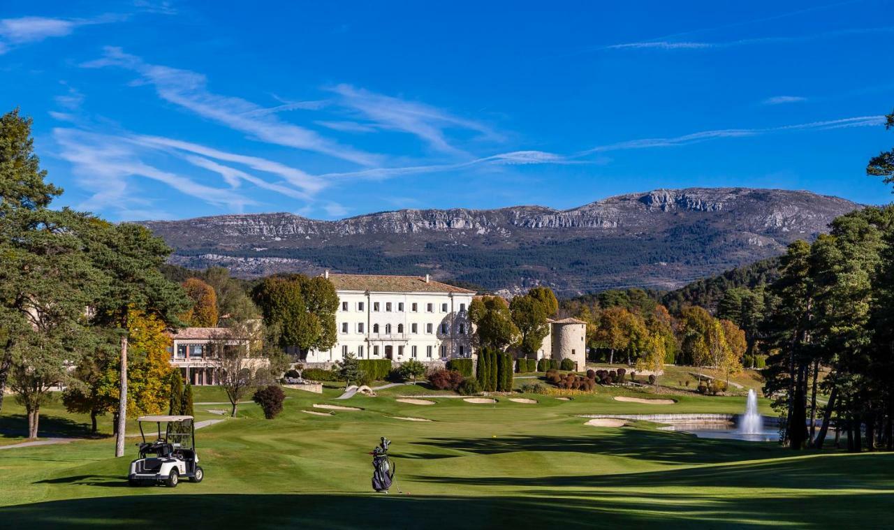 Chateau Et Golf De Taulane La Martre Esterno foto